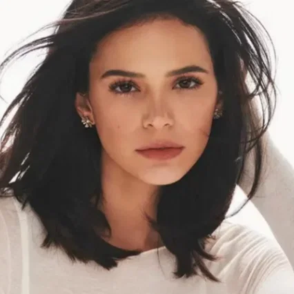  Bruna Marquezine