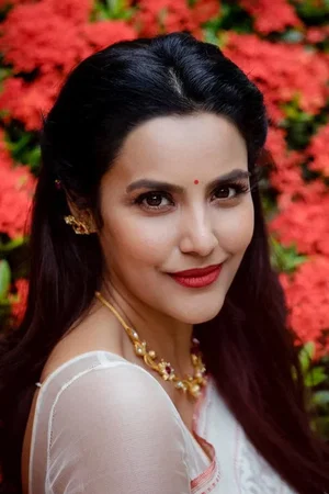  Priya Anand
