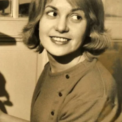  Giuliana Calandra