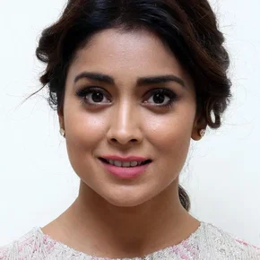 Photo star :  Shriya Saran