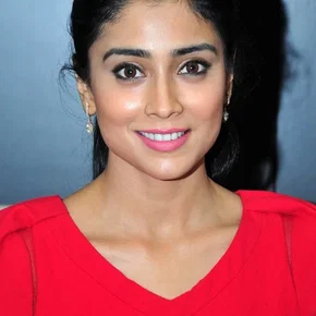 Photo star :  Shriya Saran