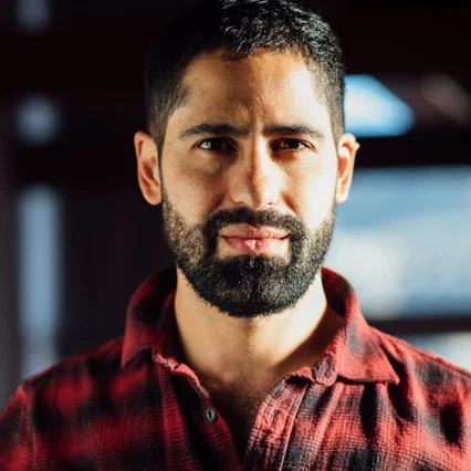  Alejandro Loayza Grisi
