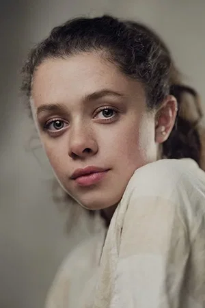  Isis Hainsworth photo