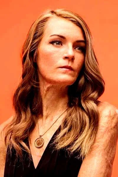  Vicky Knight