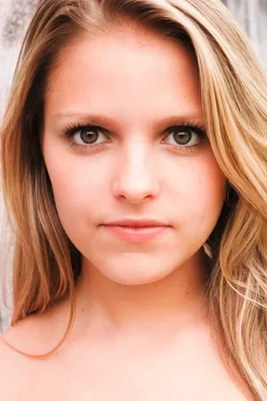 Sarah Jeanne Labrosse photo