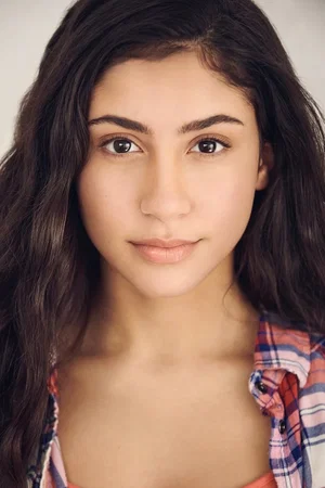  Isabella Ferreira photo