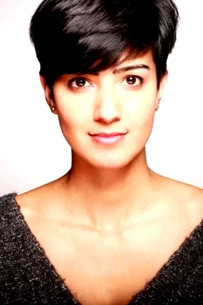  Rakhee Thakrar