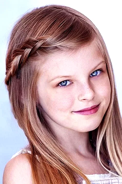  Molly Lewis