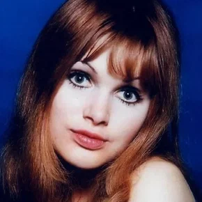 Photo star : Madeline Smith
