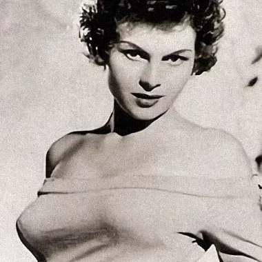 Nadja Regin