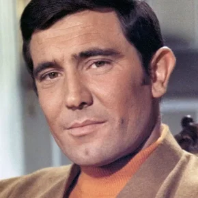 Photo star : George Lazenby