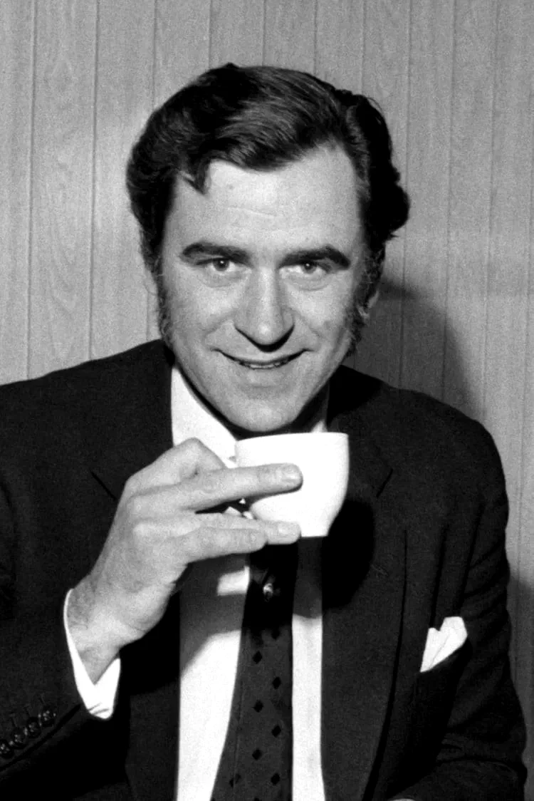  George Baker