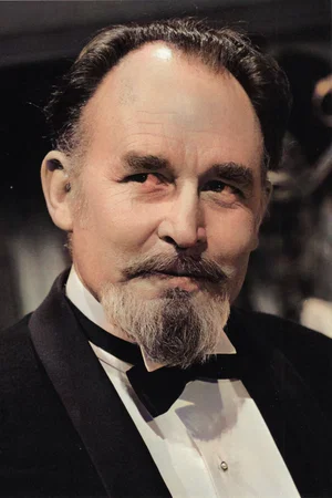 Geoffrey Keen photo