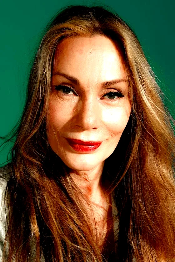 Virginia Hey