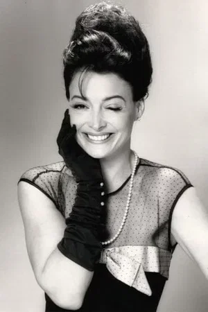  Belle Avery photo