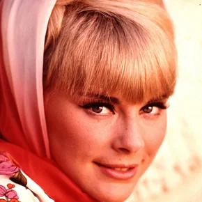 Photo star : Elke Sommer