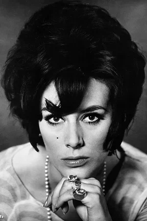  Sue Lloyd photo