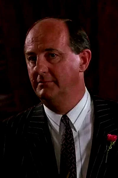  Anton Rodgers