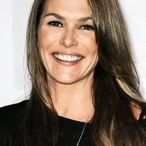 Photo star :  Paige Turco