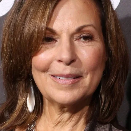  Theresa Tilly