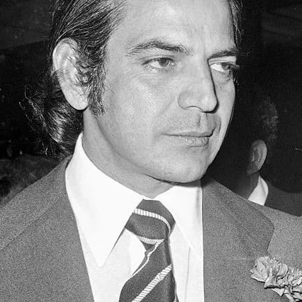  Espartaco Santoni