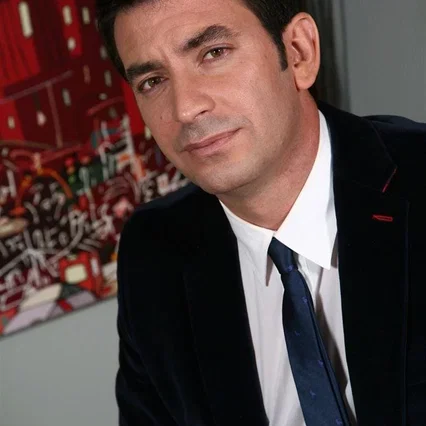 Arturo Valls