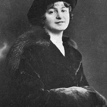  Thea Sandten