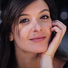 Photo star :  Ariane Mourier