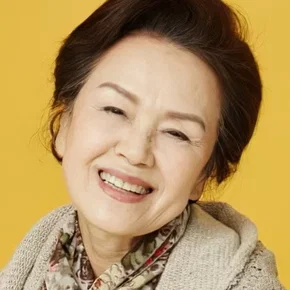 Photo star :  Jung Young-sook
