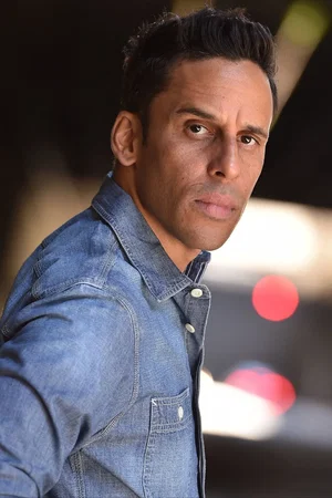 Wilmer Calderon photo