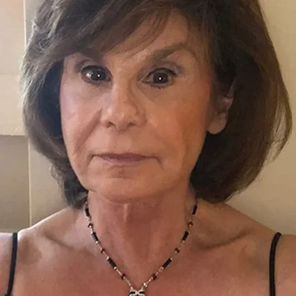  Leslee Emmett