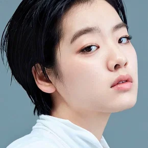 Photo star :  Lee Joo-young