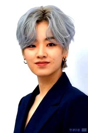  Lee Joo-young
