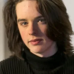 Photo star :  Ferdia Walsh-Peelo