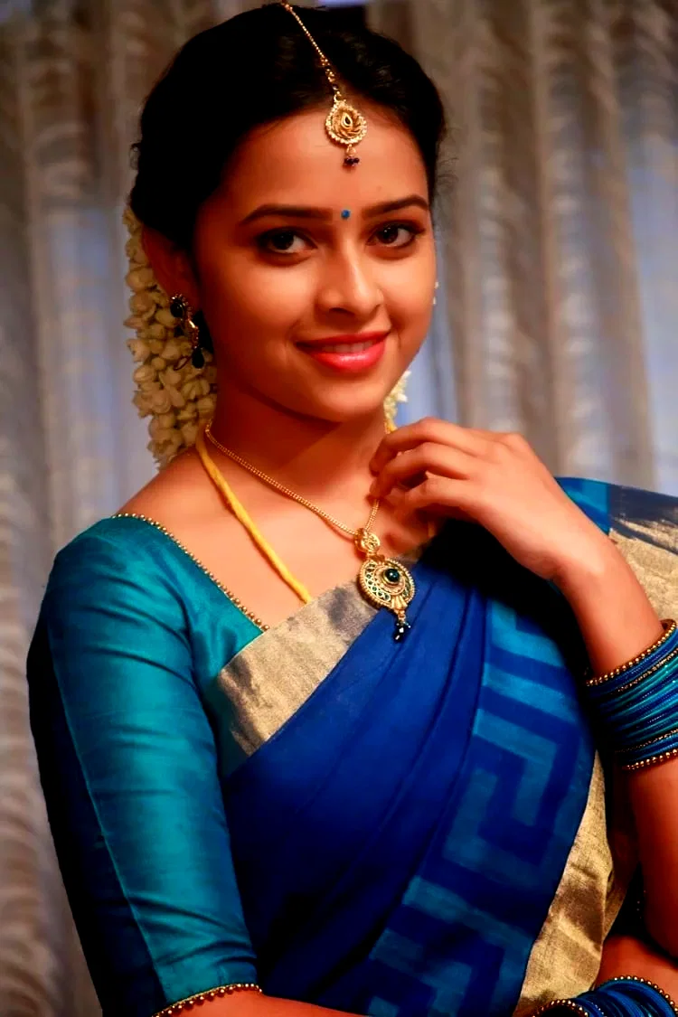  Sri Divya