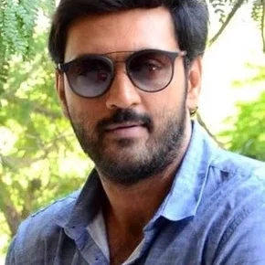 Photo star :  Ajay