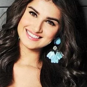 Photo star :  Tara Sutaria