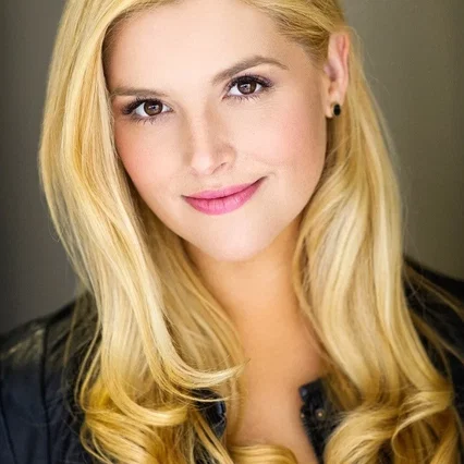  Lucy Durack