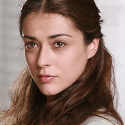  Valentina Lodovini