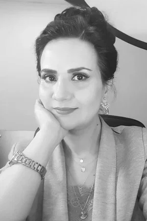  Munazzah Arif photo