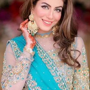 Photo star :  Sadia Faisal
