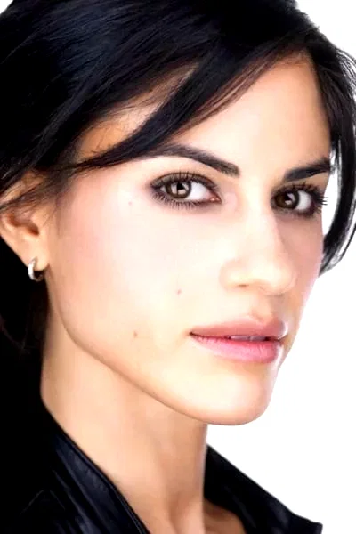 Ana Kayne