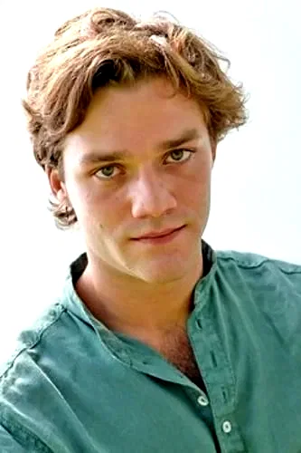  Lorenzo Richelmy
