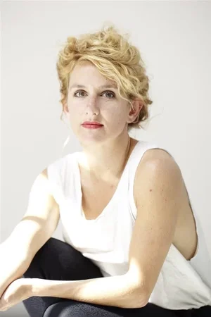  Antonia Buresi photo