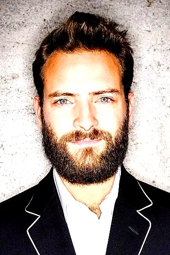  Alessandro Borghi