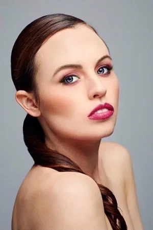  Hayley Gia Hughes photo