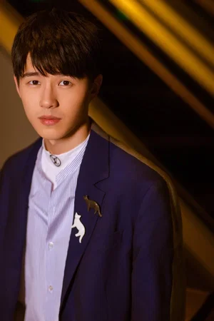  Liu Haoran photo
