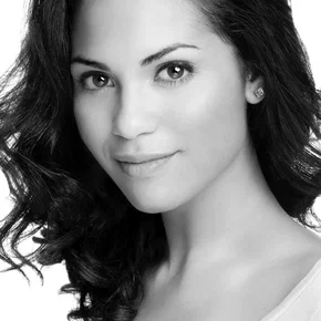 Photo star : Monica Raymund