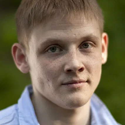  Maksim Emelyanov