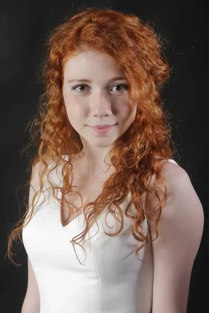  Ece Yüksel photo